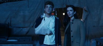 What's that in his hand? - Superman & Lois