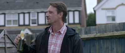 Don't need the prop. Don't need it.
BARRY CHUCKLES - I Am