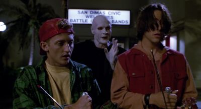 Don't overlook my butt I work out all the time - Bill &amp; Ted's Bogus Journey