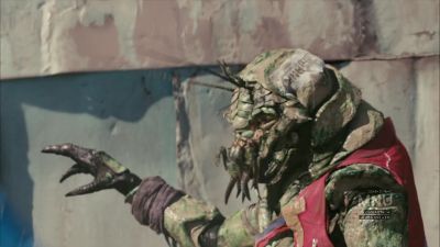 Don't point your fucking tentacles at me - District 9