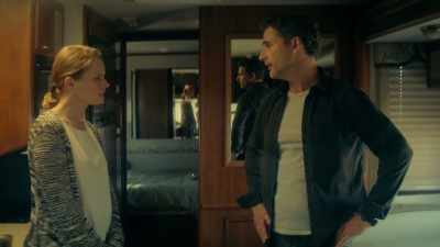 - Don't pretend that I what?
- Nothing. - Dirty John