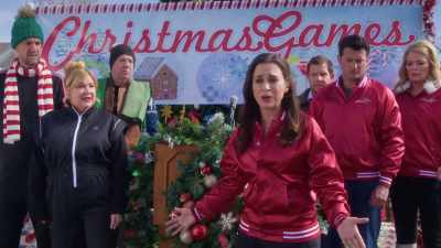 Don't you realize
it's Christmas? - Haul Out the Holly: Lit Up