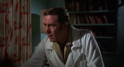 Don't you sense a strangeness - The Return of Count Yorga