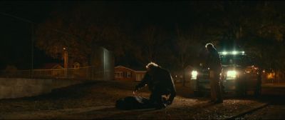 Don't shoot him. - Halloween