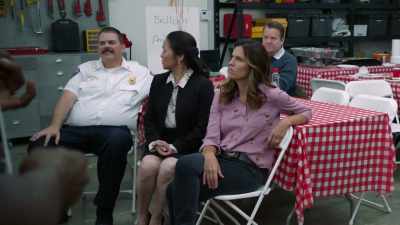 ♪ Don't smoke
in buildings ♪ - Tacoma FD