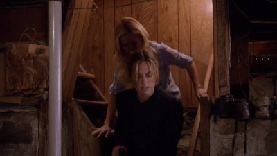 Don't stop, please.
You gotta get me outta here. - Psych