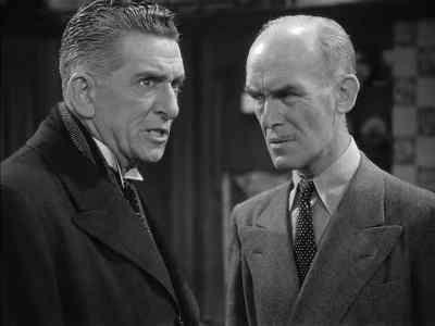 Don't you think you can find oom fo the ladies - Arsenic and Old Lace