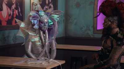 Don't you throw away your
opportunity to be that - The Boulet Brothers' Dragula: Titans