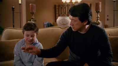 Don't touch. It's very sharp. - The Spy Next Door
