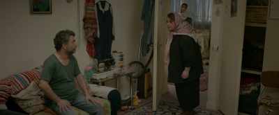 -Don't try to force me.
-He isn't a murderer. - A Hero