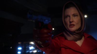 Don't turn around. - Smallville