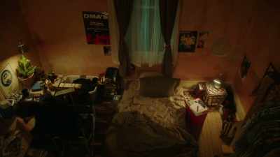 ♪ Don't wanna cry but
I break that way ♪ - Five Bedrooms