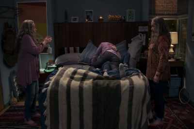 - Don't you want her to get pregnant?
- I do, - Disjointed
