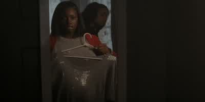 Don't wear that. - The Chi