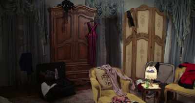 Don't worry.
I'll clean it up before the next tour. - Lady of the Manor