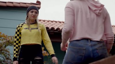 Don't worry,
I'm not going to break your arm. - Cobra Kai