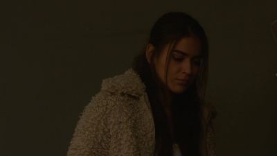 -Don't worry. I'm not gonna do anything. - Road Trip Hostage