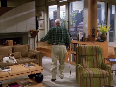 Don't worry, it's not what you think.
We use it to give Eddie a bath. - Frasier