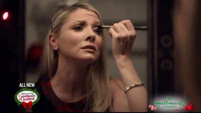 Don't worry, Keith is helping, - Christmas at Graceland: Home for the Holidays