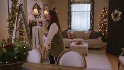 Don't worry, Lily.
Everything is under control, - Unwrapping Christmas: Mia's Prince