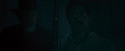 Don't yank on it it's not your pecker Now here - Cowboys &amp; Aliens