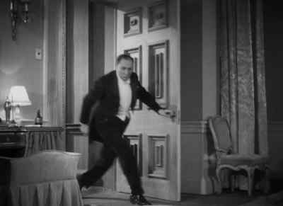 (door banging) - Murders in the Zoo