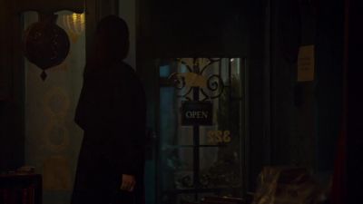 (DOOR BELL JINGLING) - Shadowhunters