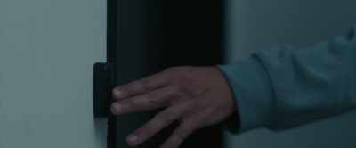 (door bell ringing) - Stupid Games