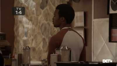 (door bells jingle) - American Soul