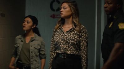 [door buzzes, latch clicks] - NCIS: Hawai'i
