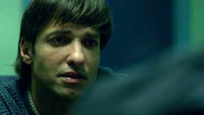 (DOOR BUZZES, OPENS) - Tom Clancy's Jack Ryan
