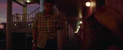 - [door closes]
- [bells jingle] - The Florida Project