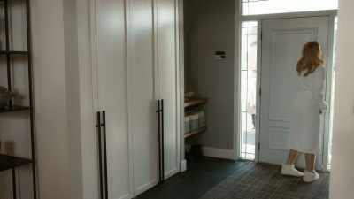  (door closes and locks) - Pocket Dial Murder