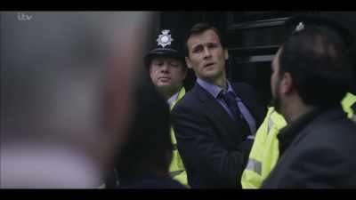 DOOR CLOSES - Hatton Garden