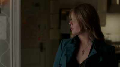 [door closes] - Pretty Little Liars: The Perfectionists