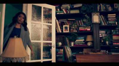 DOOR CLOSES - Informer