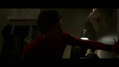 (DOOR CLOSES) - Spider Man: Homecoming