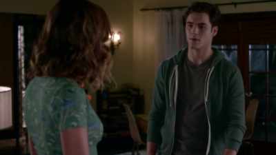 [door closes] - Famous in Love
