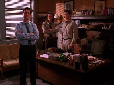 [DOOR CLOSES] - Twin Peaks