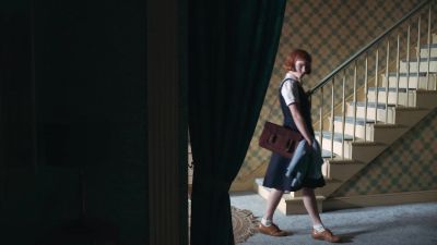 [door closes] - The Queen's Gambit