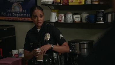 [ Door closes ] - The Rookie