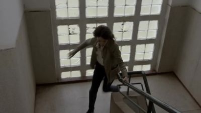 [door closes] - Homeland