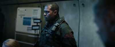 [door closes] - SAS: Red Notice