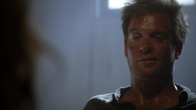(door closing) - NCIS