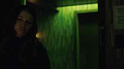 [door creaking] - American Gods