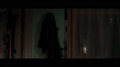 [door creaking] - Last King of the Cross