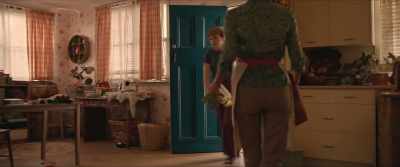 (DOOR CREAKS AND SLAMS) - Jones Family Christmas