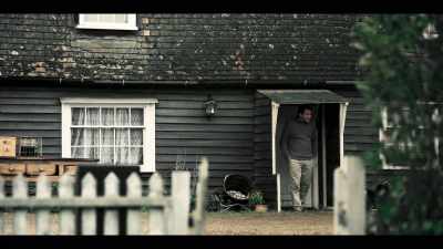 -(door creaks)
-(indistinct yelling) - The Third Day