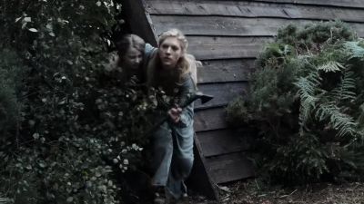 (door creaks open) - Vikings