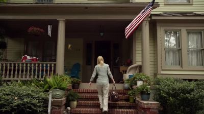 (door creaks open) - Homeland